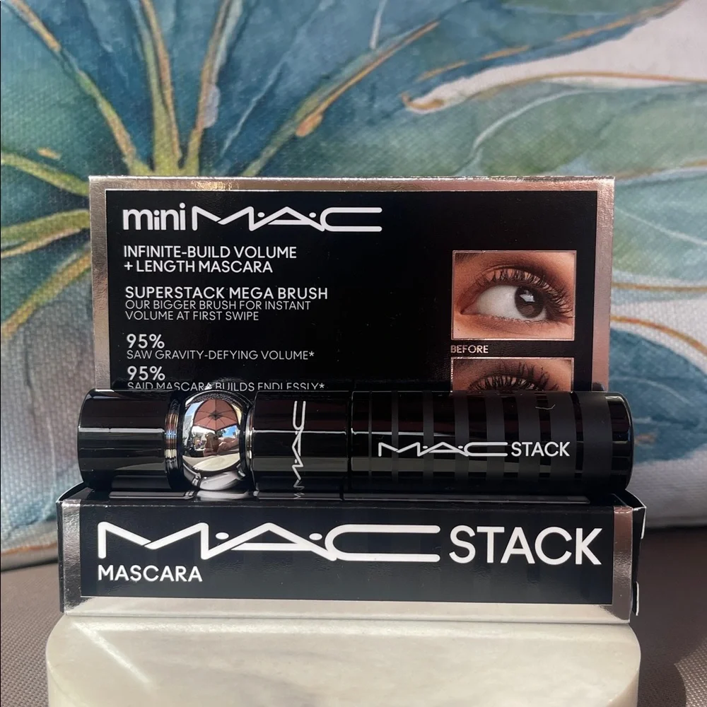 MAC Cosmetics Stack Mascara - Black - Travel Size